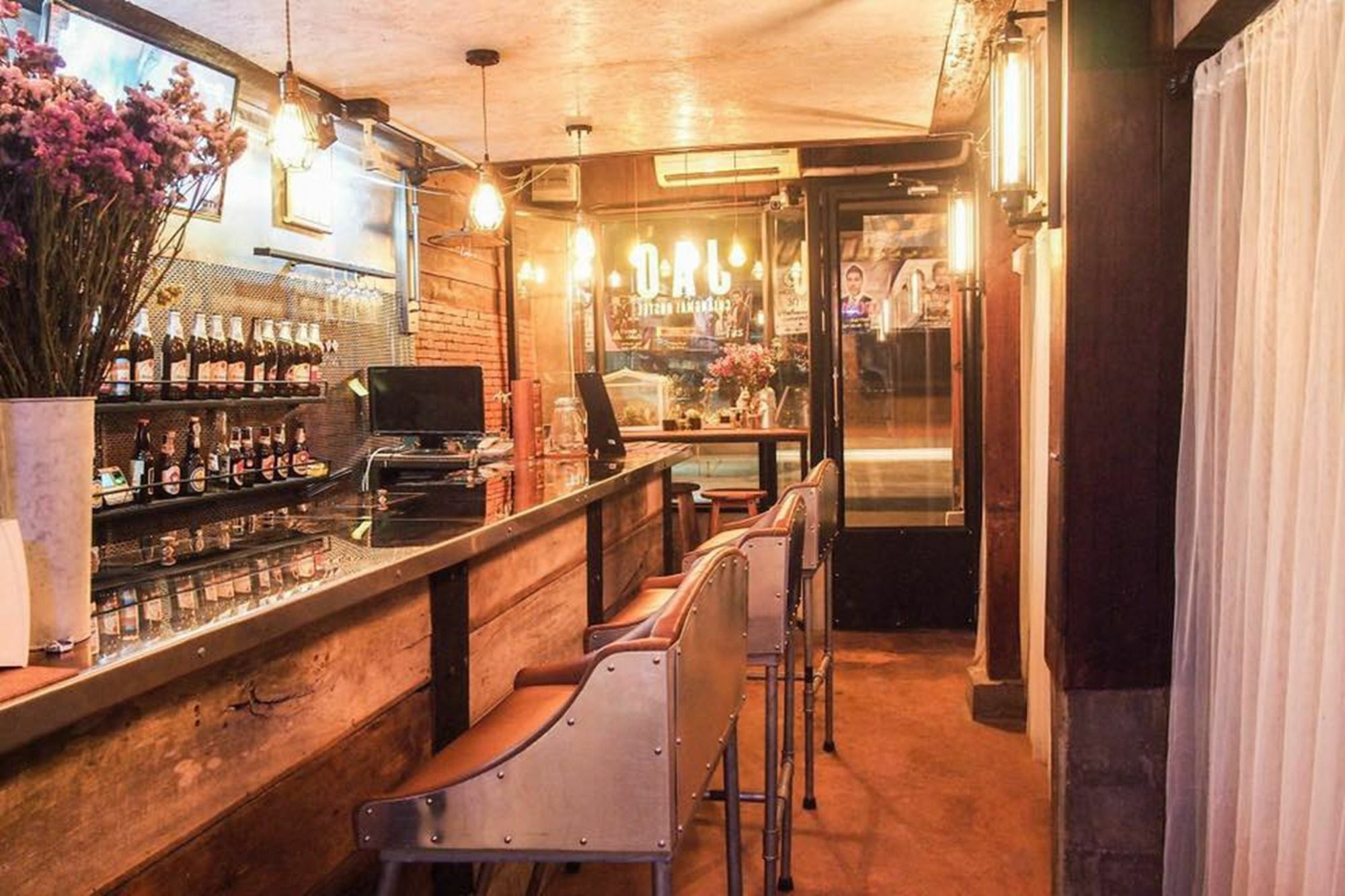 Jao Hostel & Cafe Чиангмай Экстерьер фото