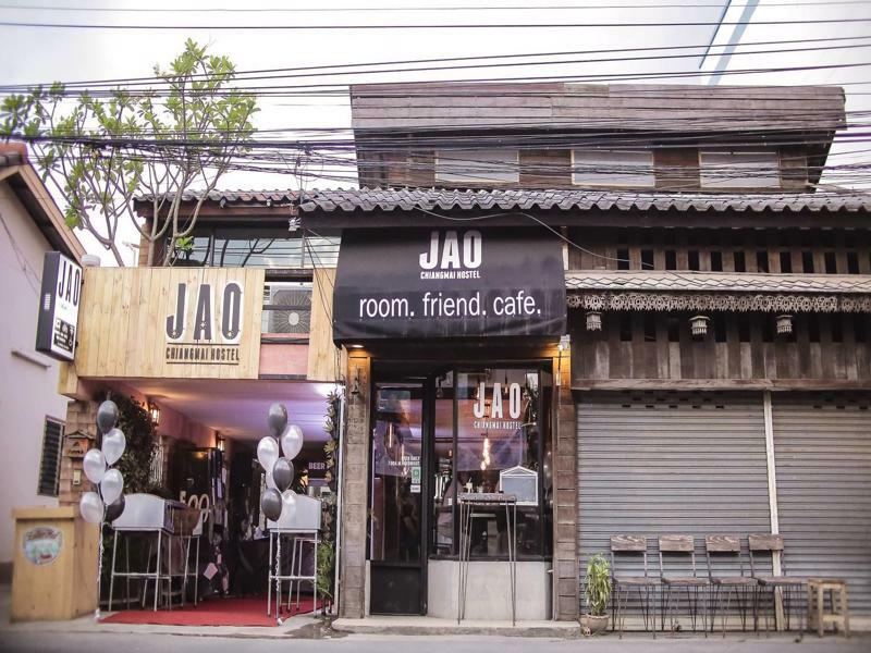 Jao Hostel & Cafe Чиангмай Экстерьер фото