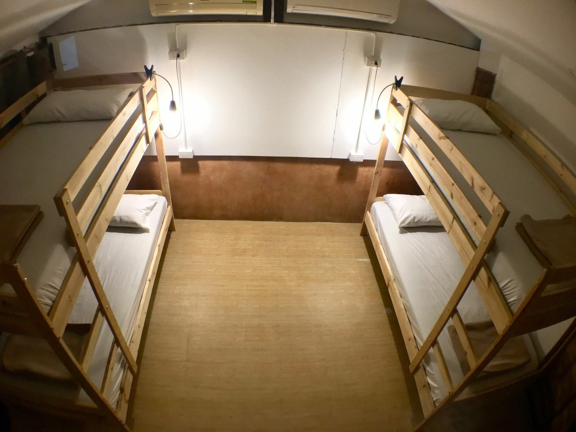 Jao Hostel & Cafe Чиангмай Экстерьер фото